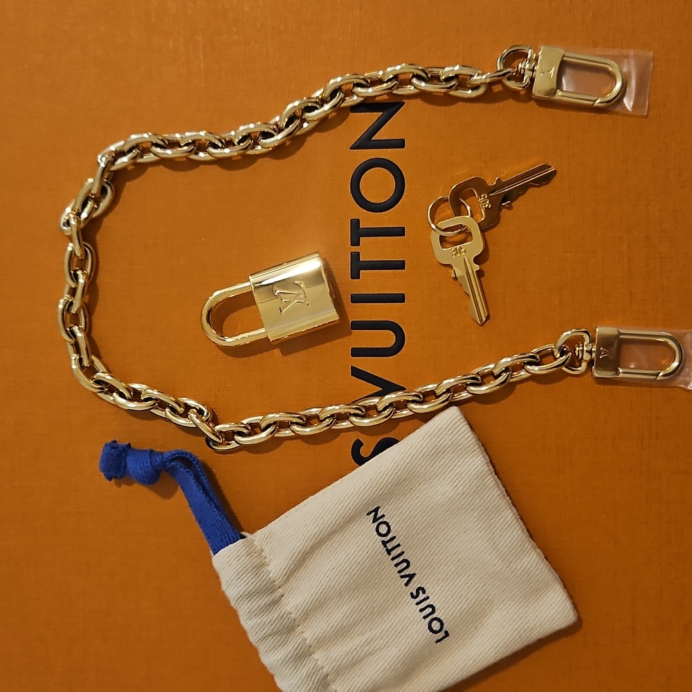 Louis Vuitton Speedy 20 Trunk Chain, Lock and Keys